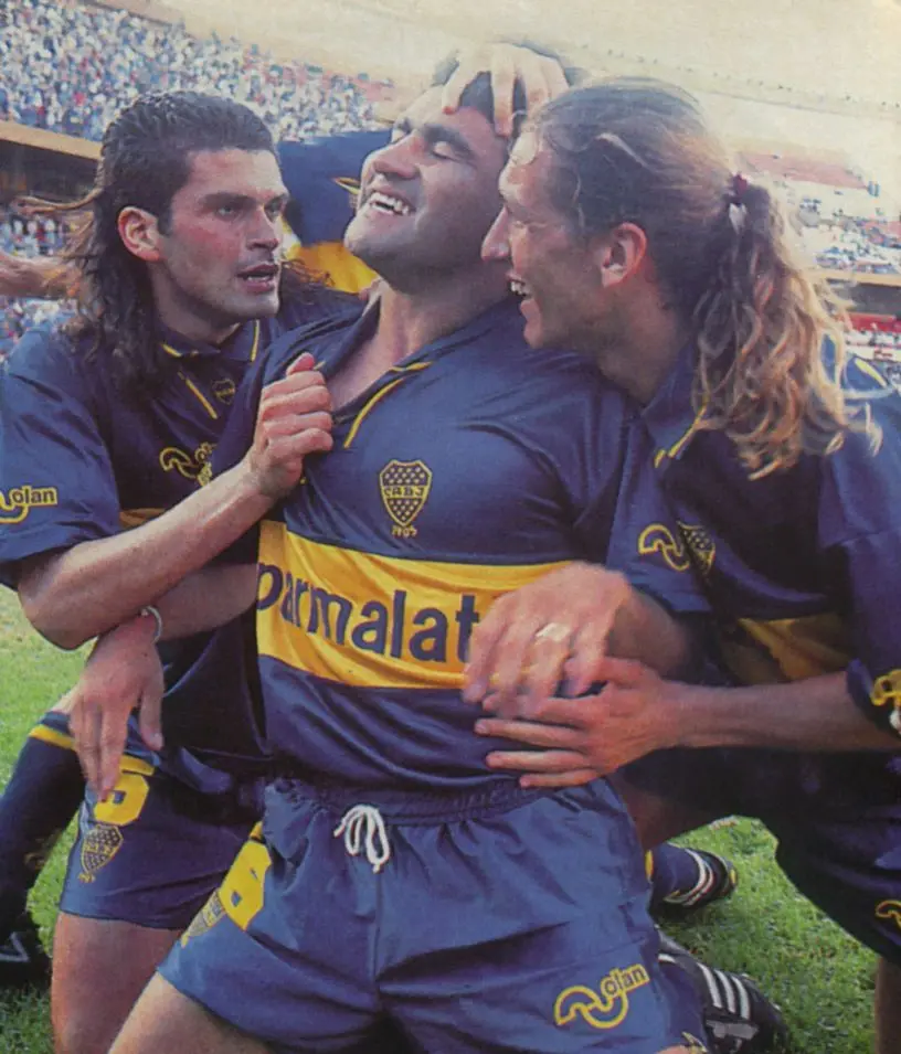 <b>Beto Acosta</b>: Trayectoria de un ídolo del fútbol - Cuándo se retiró el Beto Acosta beto acosta boca - Cuándo se retiró el Beto Acosta