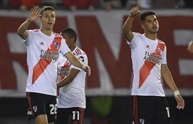 historial entre boca y rosario central - Cuántas veces perdió River contra Rosario Central